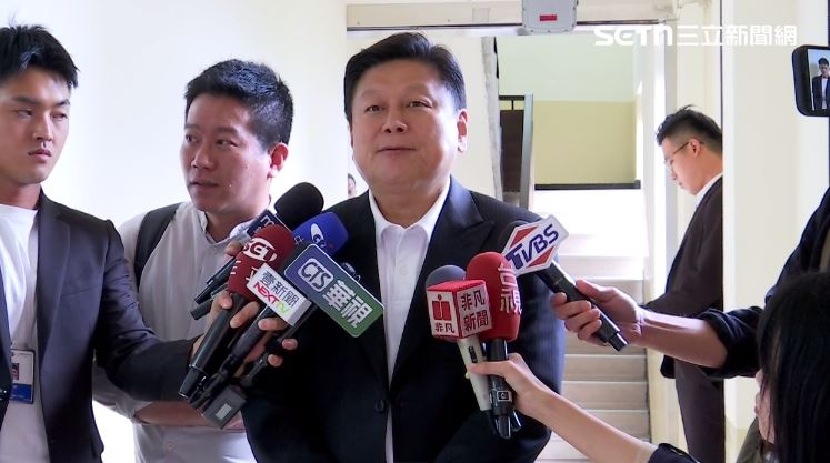 李乾龍邀闌尾餐敘，傅崐萁表示，包括國防軍購、總預算僵局、院版財劃法等議題都有談到。（資料圖／翻攝畫面）