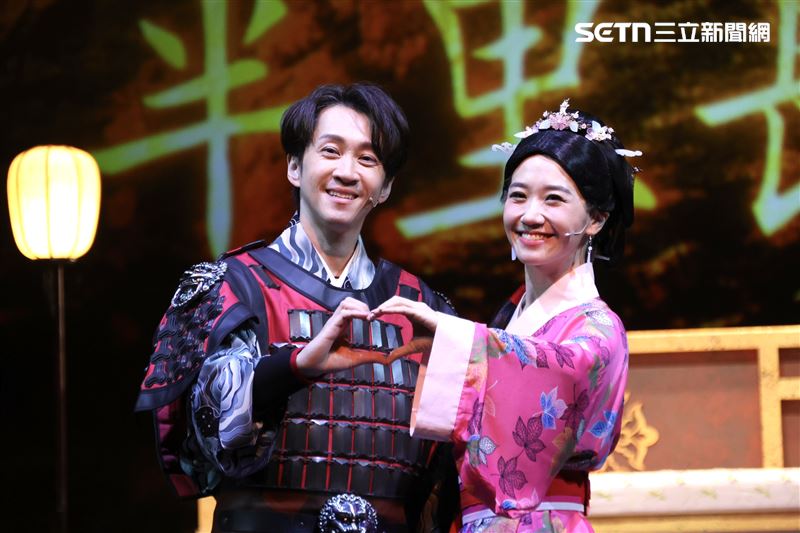 LuLu黃路梓茵、陳漢典在本月20日登記結婚。(圖/記者鄭孟晃攝影)