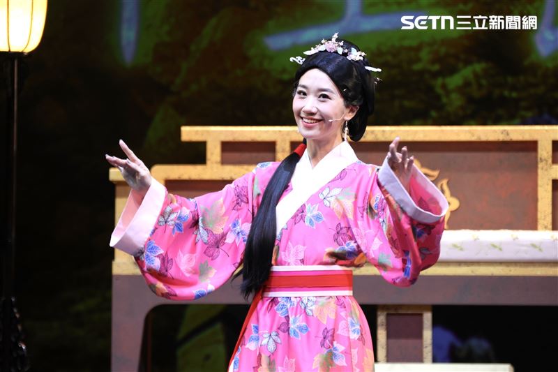 LuLu黃路梓茵在受訪時當眾喊「我懷孕了」。(圖/記者鄭孟晃攝影)