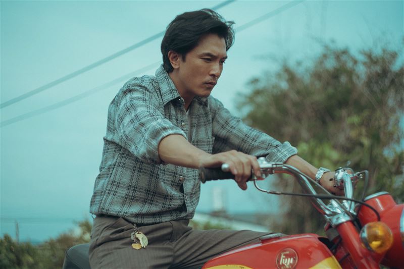 邱澤在《女孩》中詮釋在現實壓力與情感失控間掙扎的丈夫，他坦言拍攝過程中必須不斷調整心理狀態，讓自己陷入情緒深淵。（圖／甲上娛樂提供）