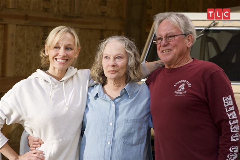 雪莉帕皮尼的雙親在女兒失蹤期間十分擔憂。（圖／TLC旅遊生活頻道 提供）