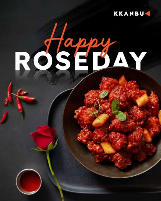 3人在當地吃知名「깐부치킨（Kkanbu Chicken）」炸雞。（圖／翻攝自IG @kkanbu_official）