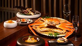 blu koi壽司割烹料理,螃蟹,鮟鱇魚肝(圖／blu koi壽司割烹料理提供）
