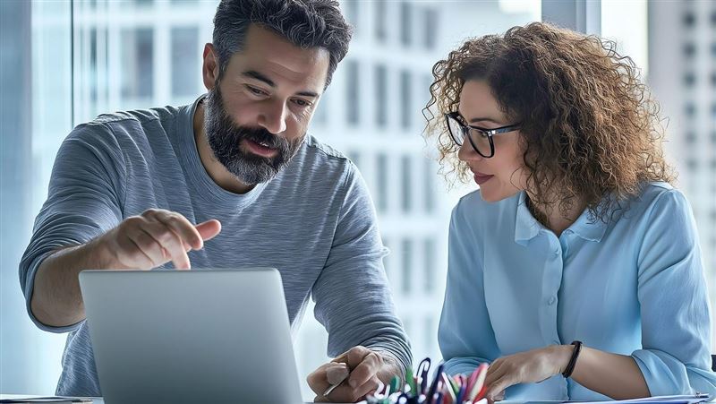 隨著景氣回溫與科技、金融雙引擎同步推進,投資人可把握回檔機會布局國泰永續高股息,參與台股長期成長紅利,並搭配金融債ETF如00933B,掌握利率變動契機,提升資產配置的防禦力與多元性