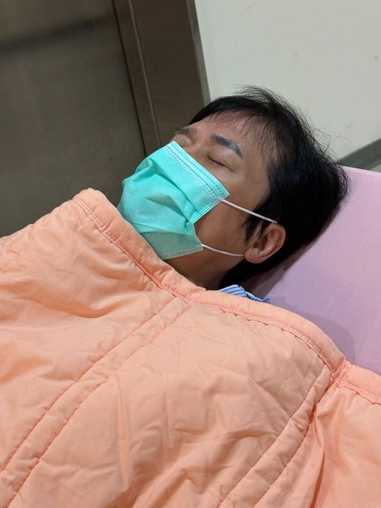 洪榮宏突然緊急送醫開刀。(圖/翻攝自洪榮宏臉書)