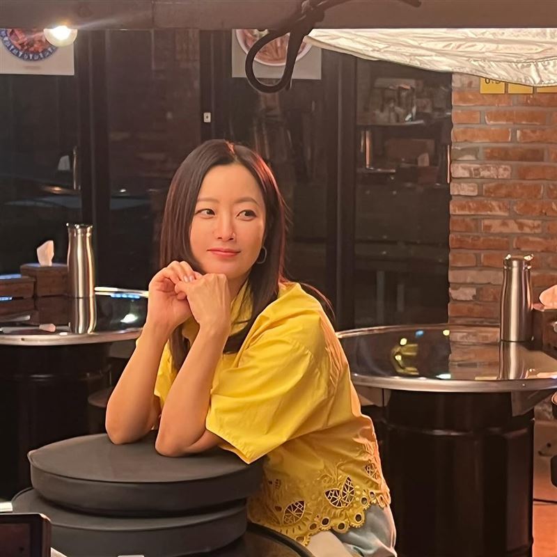 金喜善是韓國知名女演員,過去曾演出多部知名作品。(圖/翻攝自IG @lovely.katie.k)