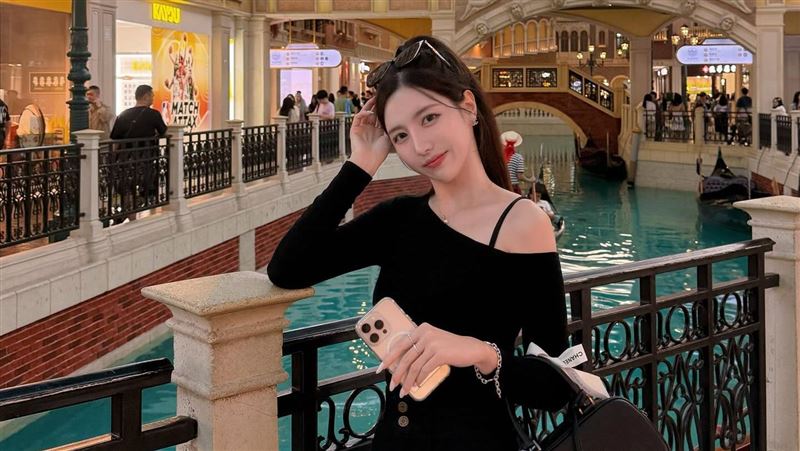 南珉貞外型亮麗、笑容甜美，擁有許多死忠粉絲。（圖／翻攝自南珉貞Threads）