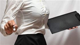 正妹,OL,性侵（示意圖／翻攝自Pexels）