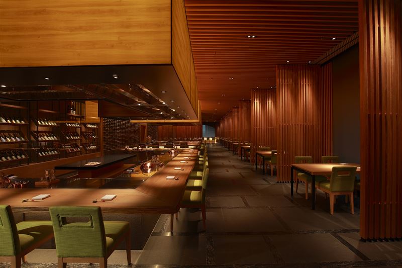 台北美福《萬萬BOOK 超值饗宴》憑發票金額滿10,000元,即贈兌換券乙張,可兌換晴山日本料理「A5和牛火鍋肉盤」,價值4,800元+10%。(圖/飯店旅宿業者提供)