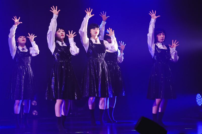 avantgardey挑戰中文繞口令。(圖/B’in Live Entertainment提供)