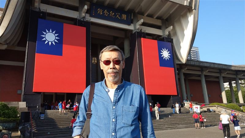 香港知名喜劇片男星馮淬帆，移居台灣39年，自稱是百分百的中華民國人，今天（11日1日）驚傳辭世。（圖／翻攝自馮淬帆臉書）