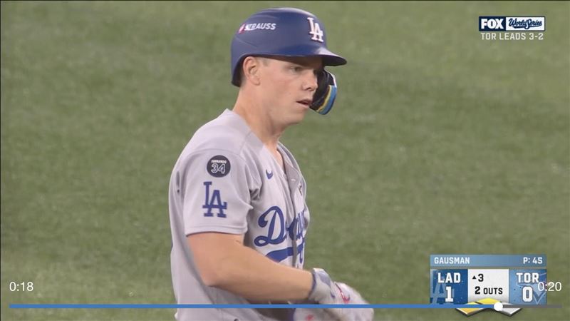 史密斯（Will Smith）敲出二壘安打幫助道奇先馳得點。（圖／翻攝自MLB官網）