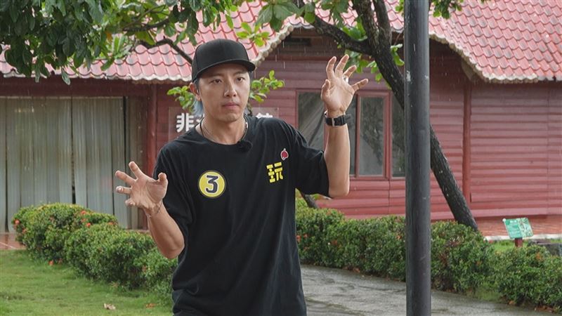 坤達暫時請假停工。（圖／好看娛樂提供）