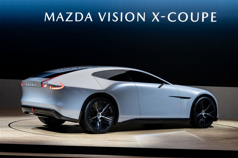 MAZDA VISION X-COUPE概念車。（圖／MAZDA提供）