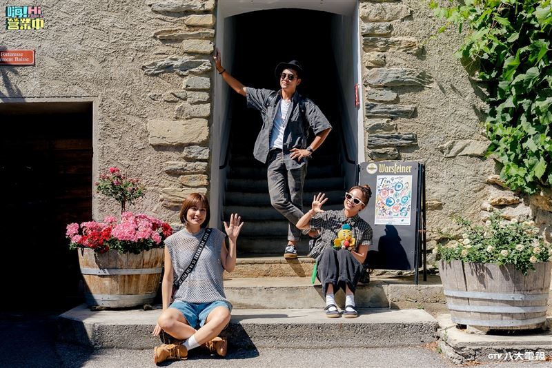 莎莎(左起)、姚元浩、吳映潔傳遞溫暖的味道。(圖/八大提供)