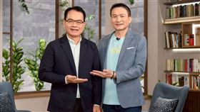 秦楊跟鄭弘儀合照。（圖／三立提供）