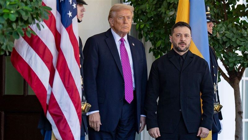 川普與澤倫斯基會面時，臨時改口稱暫無法提供給烏克蘭戰斧飛彈。（圖／翻攝自白宮）
