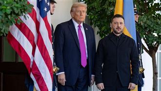 川普與澤倫斯基會面時，臨時改口稱暫無法提供給烏克蘭戰斧飛彈。（圖／翻攝自白宮）