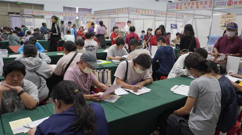 近4千職缺！台南聯合徵才「初媒率5成2」