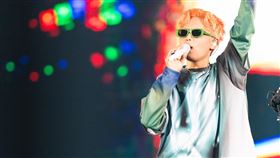 理想混蛋「不是因為天氣晴朗才見面」台北小巨蛋演唱會D1。（圖／何樂音樂提供）