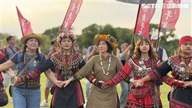 周春米,吐瓦魯,原民會,屏東,文化,青年,原住民,南島文化節,千人圍舞（圖／記者簡榮良攝影）