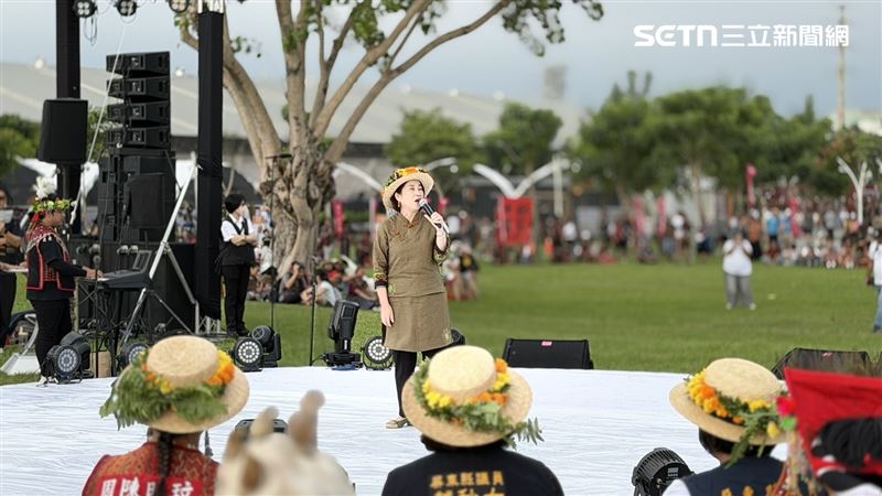 周春米表示：「屏東南島文化節不僅是地方的文化慶典，更是世界對話的舞台 」。（圖／記者簡榮良攝影）