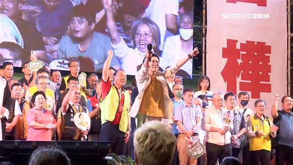 昨日民進黨立委林岱樺在岡山舉辦首場造勢晚會