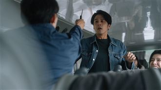 胡宇威驚見偷拍色狼　英雄救美遭持刀威脅