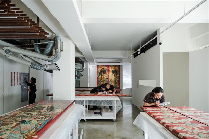 修復過程。(圖/翻攝自蔡舜任藝術文化股份有限公司粉絲專頁)