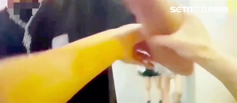 法國籍加魯亞與西門町髮廊發生消費糾紛遭逮。（圖／翻攝畫面）