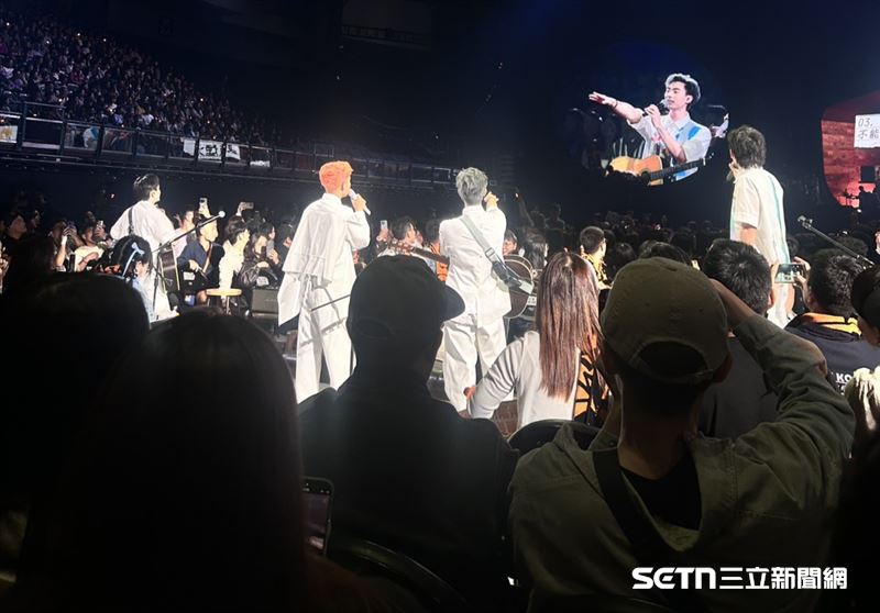 理想混蛋準備驚喜橋段，跟小混蛋近距離互動。（圖／民眾提供）