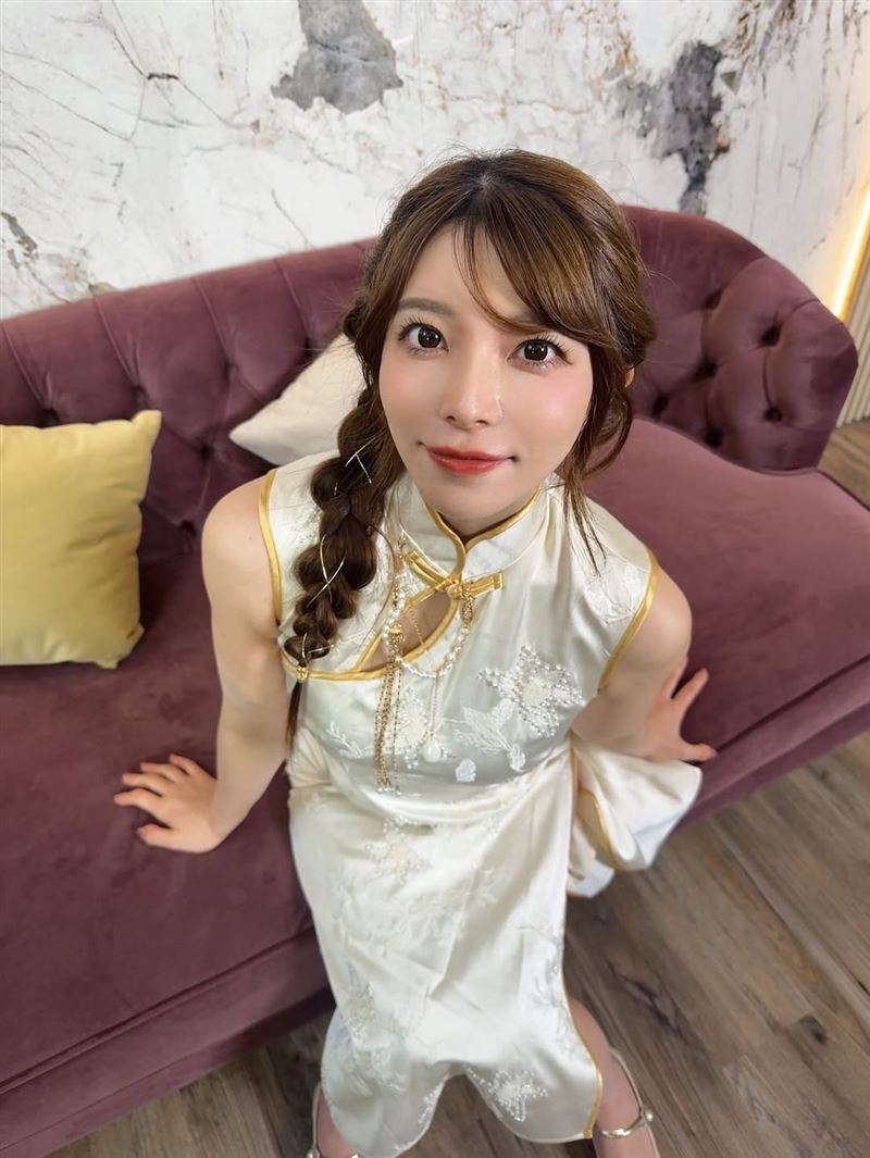 上原亞衣曾在拍攝現場被送去醫院。（圖／翻攝自上原亞衣IG）