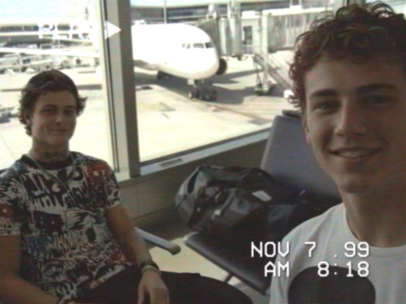 《鳥居》美國屁孩言行生動有趣。（圖／發起日影視提供）