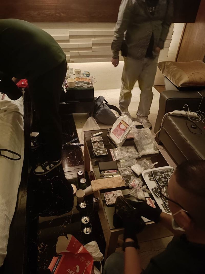 主嫌張男為躲避查緝便以汽車旅館作為據點。（圖／翻攝畫面）