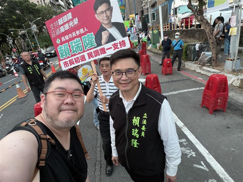 四叉貓之前因為同婚議題槓上林岱樺，表態支持賴瑞隆參選高雄市長。（圖／翻攝自劉宇（四叉貓）臉書）
