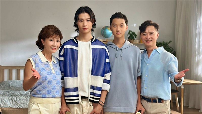 何豪傑雙兒高顏值曝光 和家馨被質疑DNA