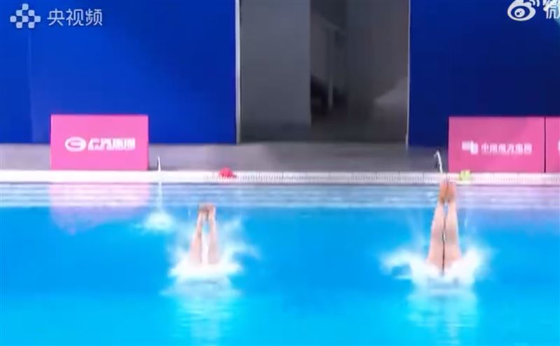 全紅嬋隔183天復出首戰奪金，再現水花消失術。（圖／翻攝自央視微博）