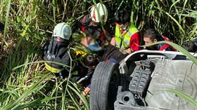 東河鄉,隆昌村,台東縣,東河鄉,隆昌村,台東,女童,肢體,事故,翻車,事故（圖／翻攝畫面）