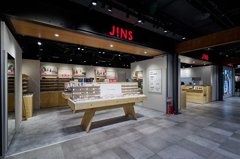 JINS 誠品生活西門店加入西門町，鎖定追求潮流話題&amp;旅遊體驗」的年輕世代與海外觀光客。(圖／JINS提供)