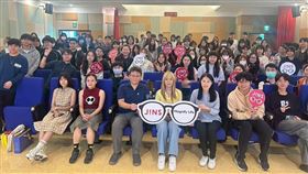 3個月內連開12間