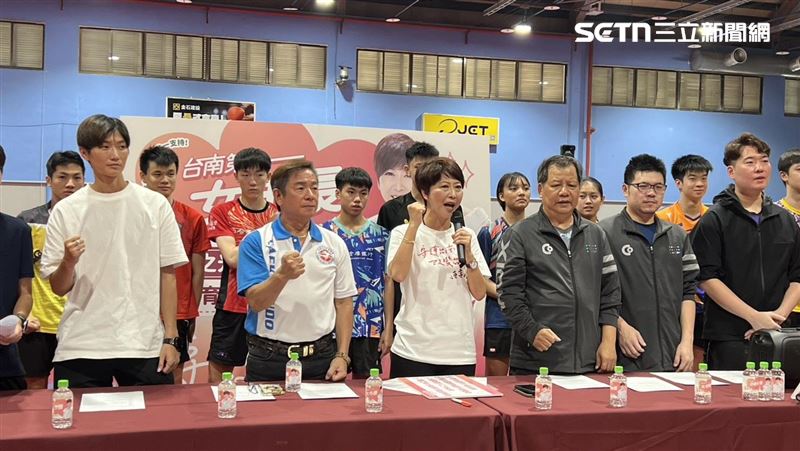 陳亭妃顧體育人才：努力的每一天都要陪伴