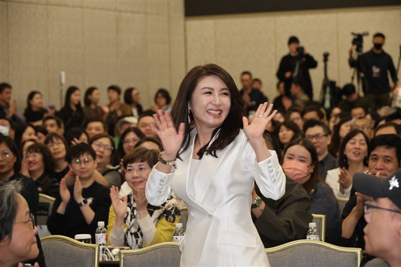 三立電視總經理高明慧、張榮華。（圖／記者鄭孟晃攝影）