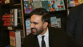 民主黨紐約市長候選人曼達尼，34歲的他，有望成為最年輕紐約市長。（圖／翻攝自X平台 @ZohranKMamdani）