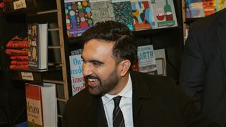 民調勝！34歲嘻哈歌手成紐約最年輕市長？