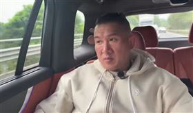 館長扯，賴清德是不孝子孫、逆天之人，「等下被雷公劈死」（圖／翻攝自館長YT）