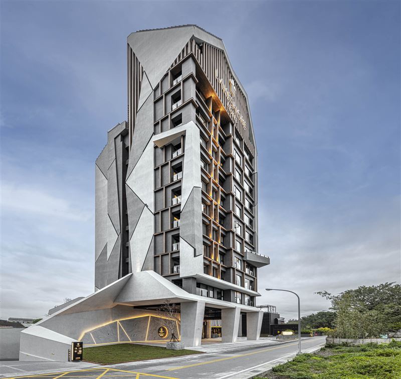 煙波花蓮太魯閣山闊館以低調奢華的設計與壯麗山景聞名。（圖／飯店旅宿業者提供）