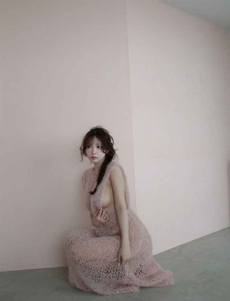 三上悠亞身材火辣。（圖／翻攝自IG）