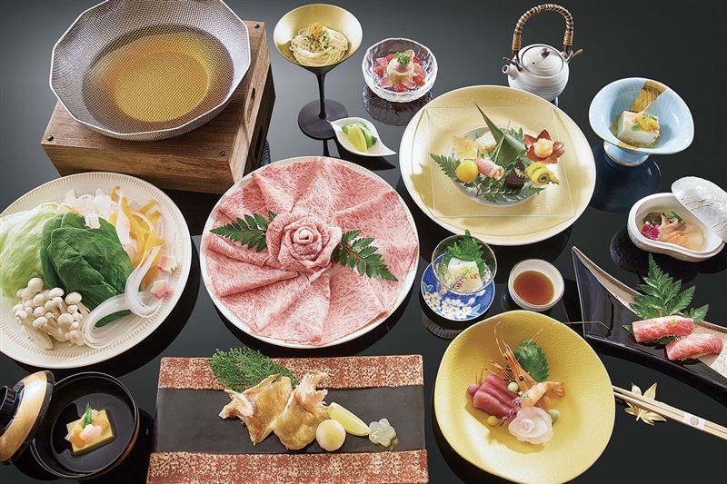 JR東日本大飯店台北極饗和牛一泊二食住房專案含日本A5和牛涮涮鍋雙人套餐。（圖／飯店旅宿業者提供）