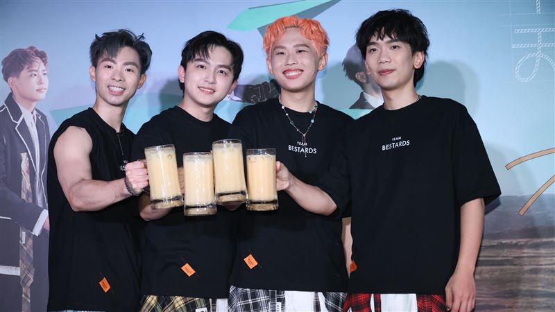 理想混蛋可沛談癌父爆哭：沒辦法來看演出