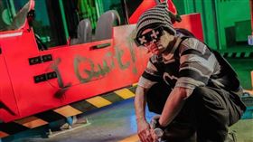 黃明志因與台灣網紅謝侑芯一同現身命案現場，被馬來西亞警方依涉嫌持毒逮捕。（圖／翻攝自黃明志IG）